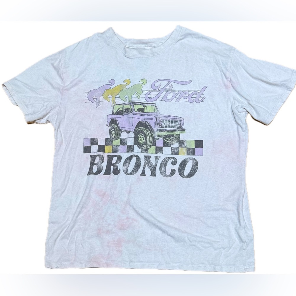 Ford Bronco Vintage-Inspired Graphic Tee – Size Large